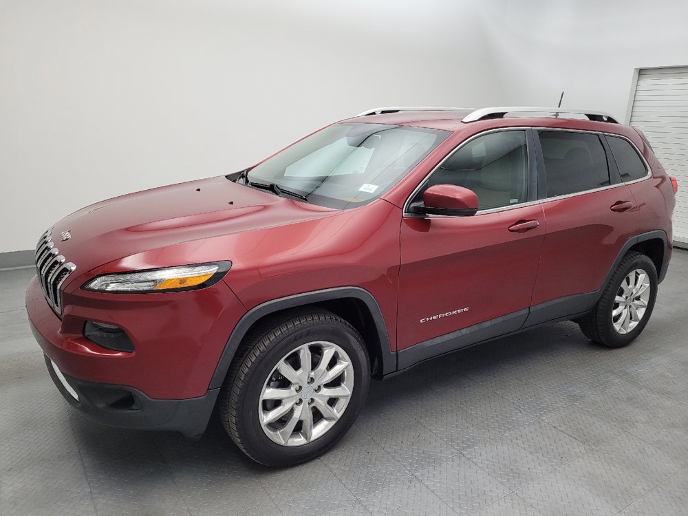 Used 2017 Jeep Cherokee Limited AWD/4WD image 2