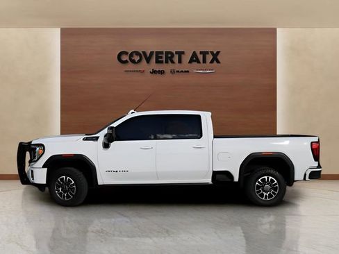 Used 2022 GMC Sierra 2500 AT4 w/ AT4 Preferred Package image 2
