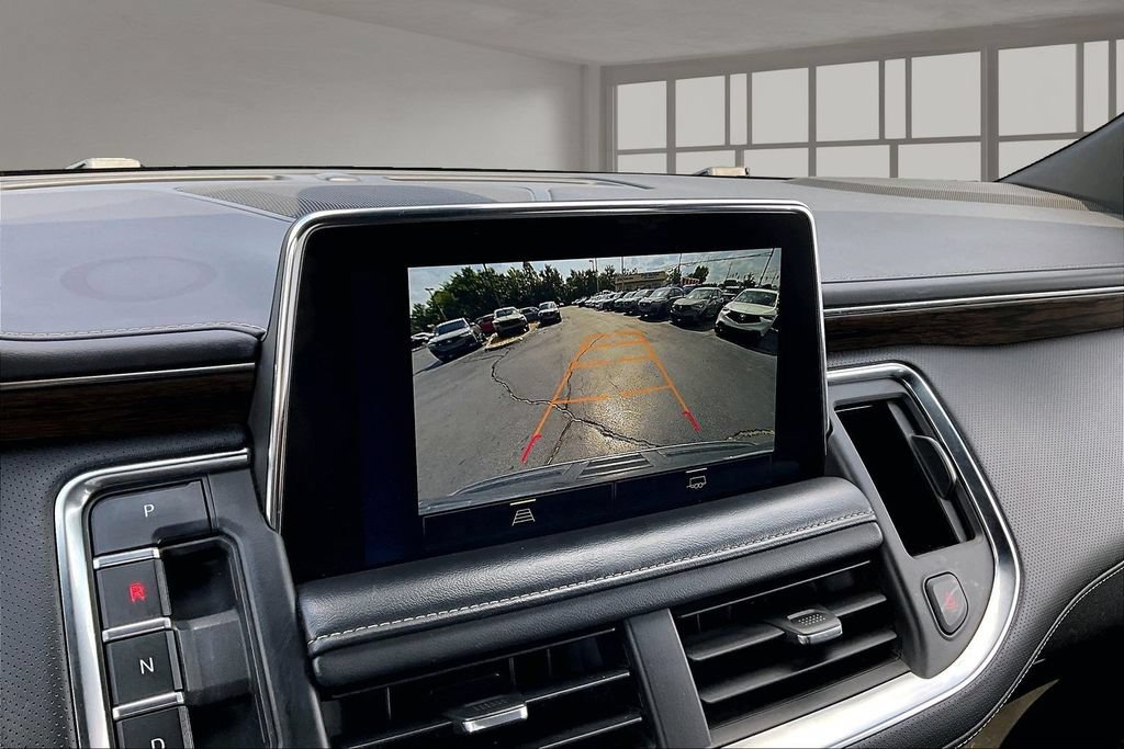 Used 2022 Chevrolet Suburban Premier AWD/4WD image 21