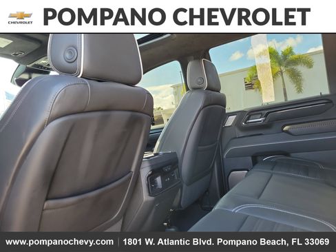 Used 2024 GMC Sierra 2500 AT4X image 12