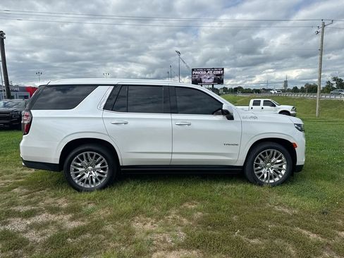 Used 2024 Chevrolet Tahoe High Country AWD/4WD image 14