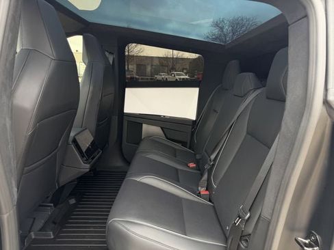 Used 2024 Tesla Cybertruck AWD Crew Cab image 25