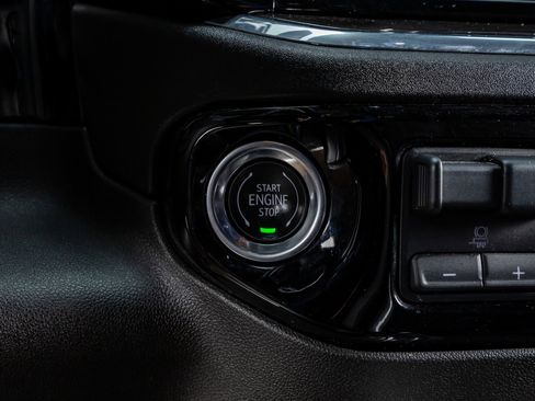 Used 2025 Chevrolet Silverado 2500 LTZ w/ LTZ Plus Package image 22