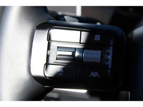 Used 2025 Hyundai Santa Fe SE image 23