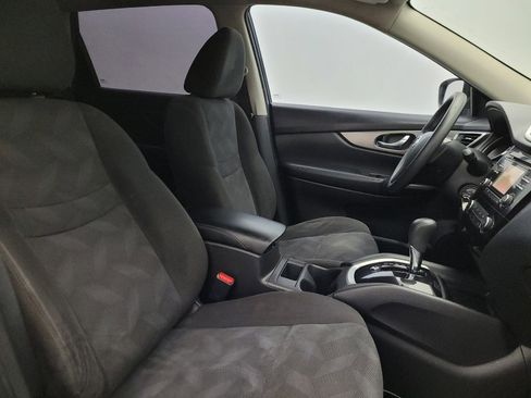 Used 2016 Nissan Rogue S FWD image 21