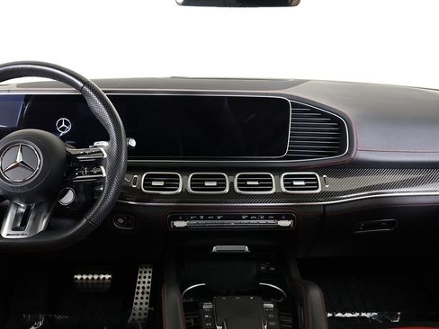 Used 2024 Mercedes-Benz GLE 53 AMG 4MATIC Coupe image 40