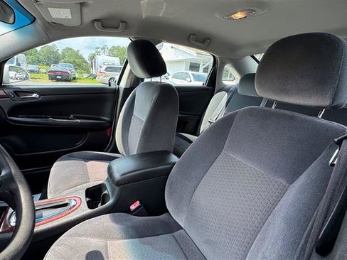 Used 2009 Chevrolet Impala LS FWD image 32