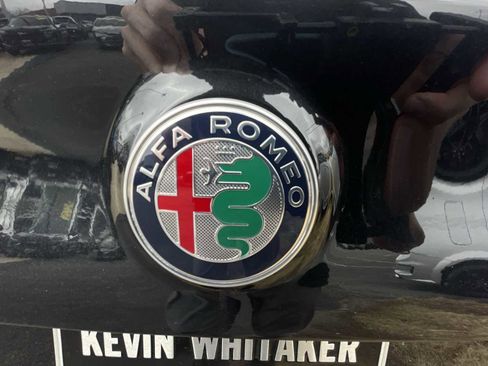 Used 2020 Alfa Romeo Giulia Ti w/ Quick Order Package 22X Lusso image 30