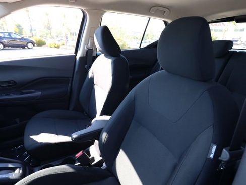 New 2025 Nissan Kicks Play S image 15