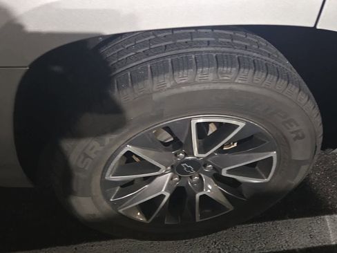 Used 2017 Chevrolet Tahoe Premier image 7