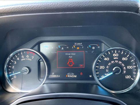 Used 2018 Ford F150 Platinum w/ Equipment Group 701A Luxury AWD/4WD image 22