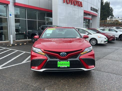 Used 2023 Toyota Camry XSE w/ Cold Weather Package image 3