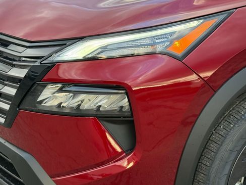 New 2026 Nissan Rogue SV AWD/4WD image 9