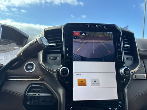 Used 2022 RAM 3500 Limited image 25