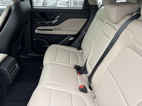 New 2026 Lincoln Corsair Reserve image 18