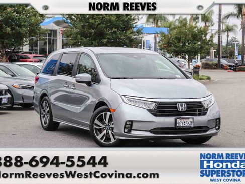 Certified 2023 Honda Odyssey Touring image 1