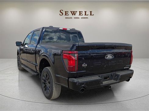 New 2025 Ford F150 XLT w/ Equipment Group 302A MID image 3