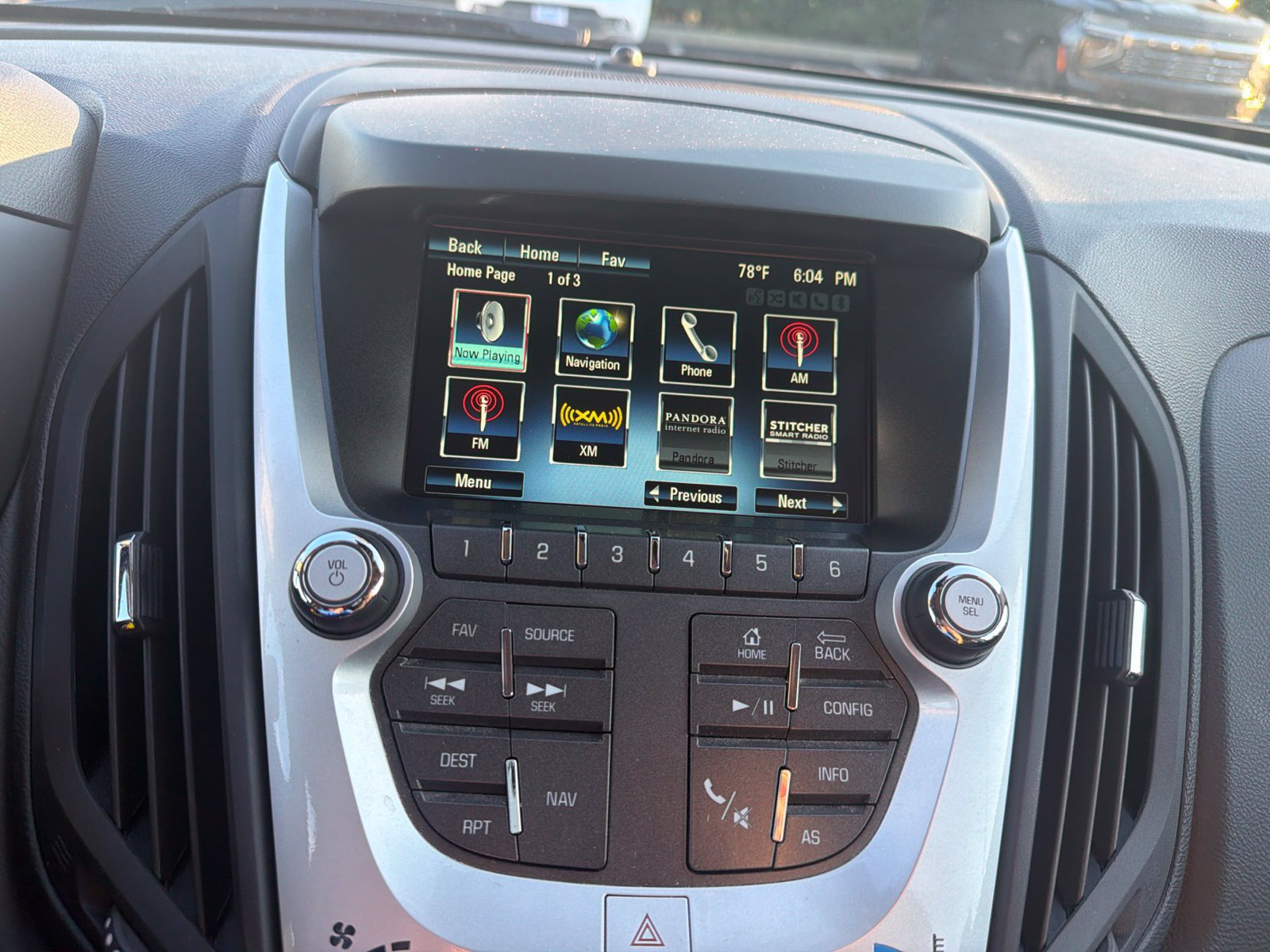 Used 2016 Chevrolet Equinox LT FWD image 14