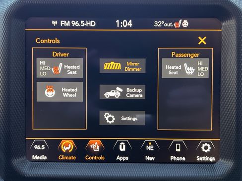 Certified 2023 Jeep Wrangler Sahara w/ Cold Weather Group image 34