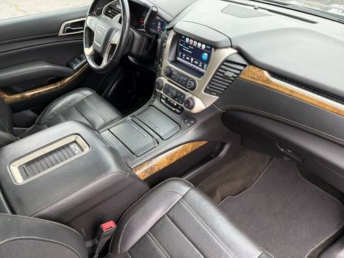 Used 2017 GMC Yukon Denali w/ Open Road Package image 18
