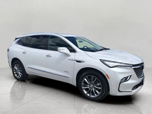 Used 2024 Buick Enclave Avenir w/ Avenir Technology Package AWD/4WD image 1