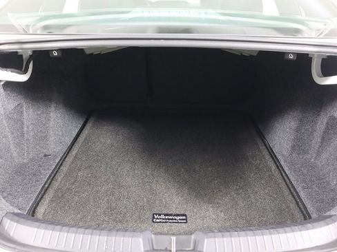 Used 2023 Volkswagen Jetta Sport image 16