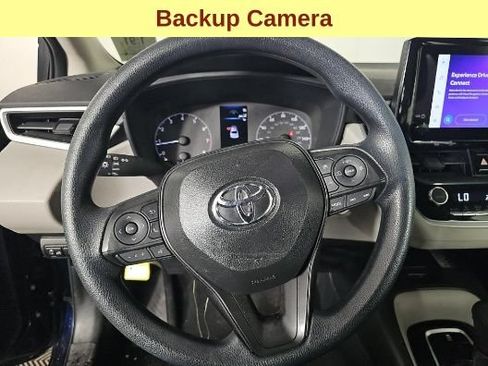 Used 2025 Toyota Corolla LE w/ LE Premium Package FWD image 11