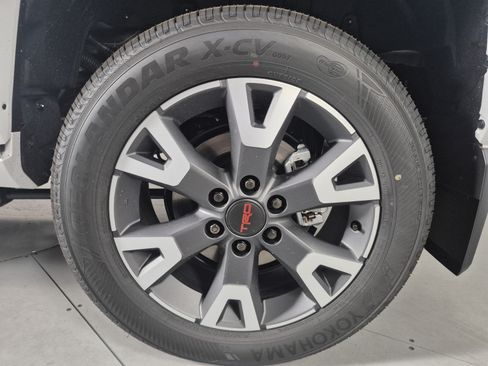 New 2026 Toyota 4Runner 4WD image 11