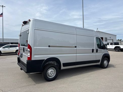New 2026 RAM ProMaster 2500 w/ Cold Weather Group FWD image 5
