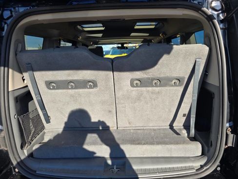 Used 2007 Jeep Commander Sport image 19