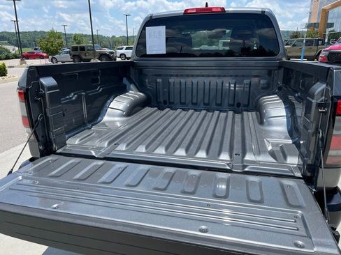 Used 2024 Nissan Frontier S AWD/4WD image 19
