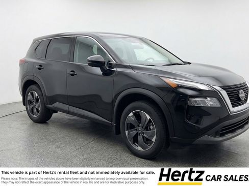 Used 2025 Nissan Rogue SV AWD/4WD image 1