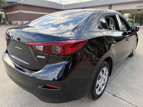 Used 2015 MAZDA MAZDA3 i Sport image 7