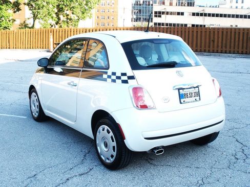 Used 2015 FIAT 500 Pop FWD image 9