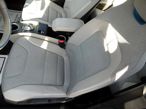 Used 2015 BMW i3 image 10