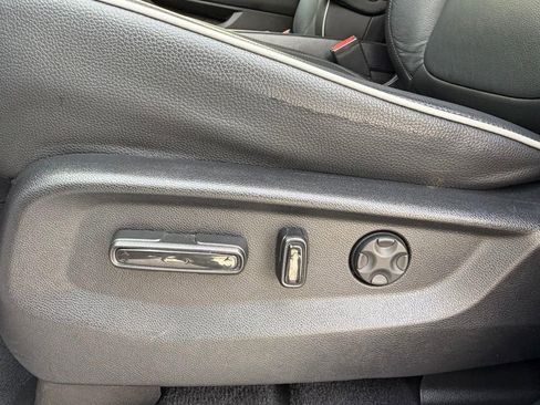 Used 2025 Honda Odyssey Touring image 13