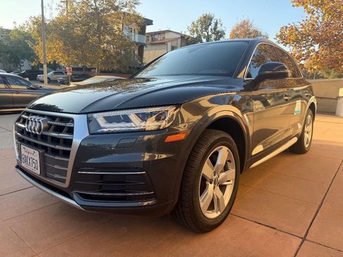 Used 2018 Audi Q5 2.0T Premium Plus w/ Premium Plus Package image 3