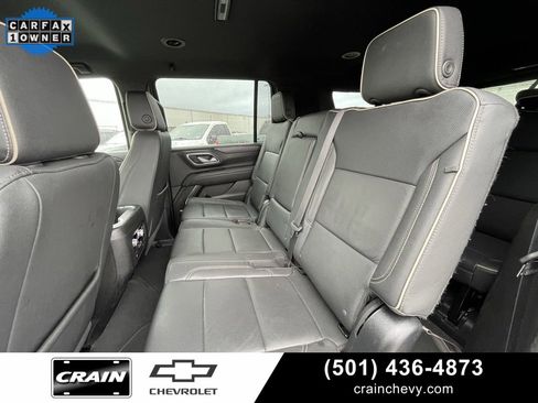 Used 2024 GMC Yukon XL SLT image 25