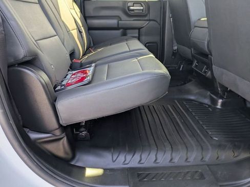 Used 2024 Chevrolet Silverado 3500 W/T image 32