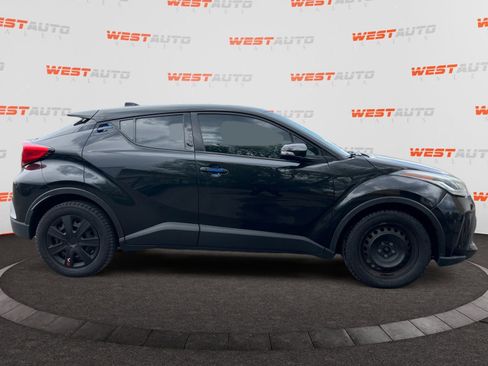 Used 2021 Toyota C-HR LE FWD image 6
