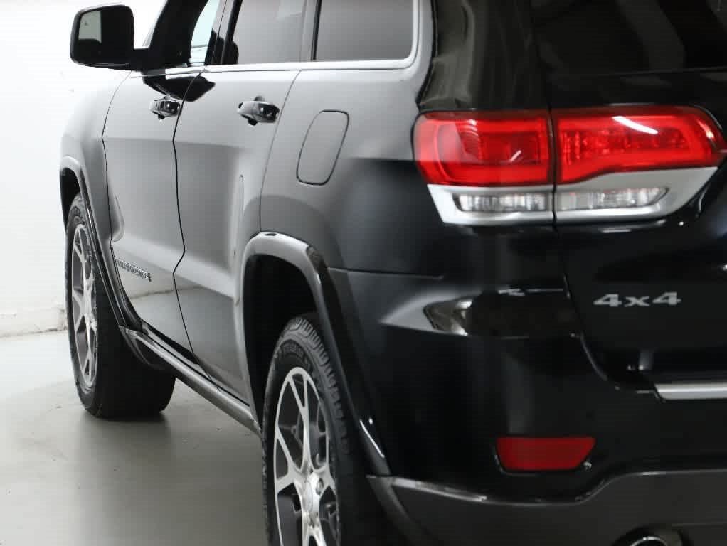 Used 2018 Jeep Grand Cherokee Limited AWD/4WD image 42