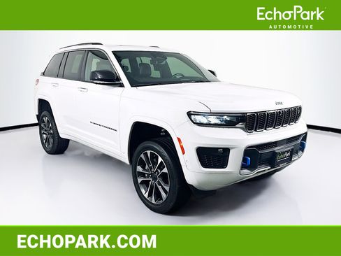 Used 2023 Jeep Grand Cherokee Overland w/ Advanced Protech Group III AWD/4WD image 1