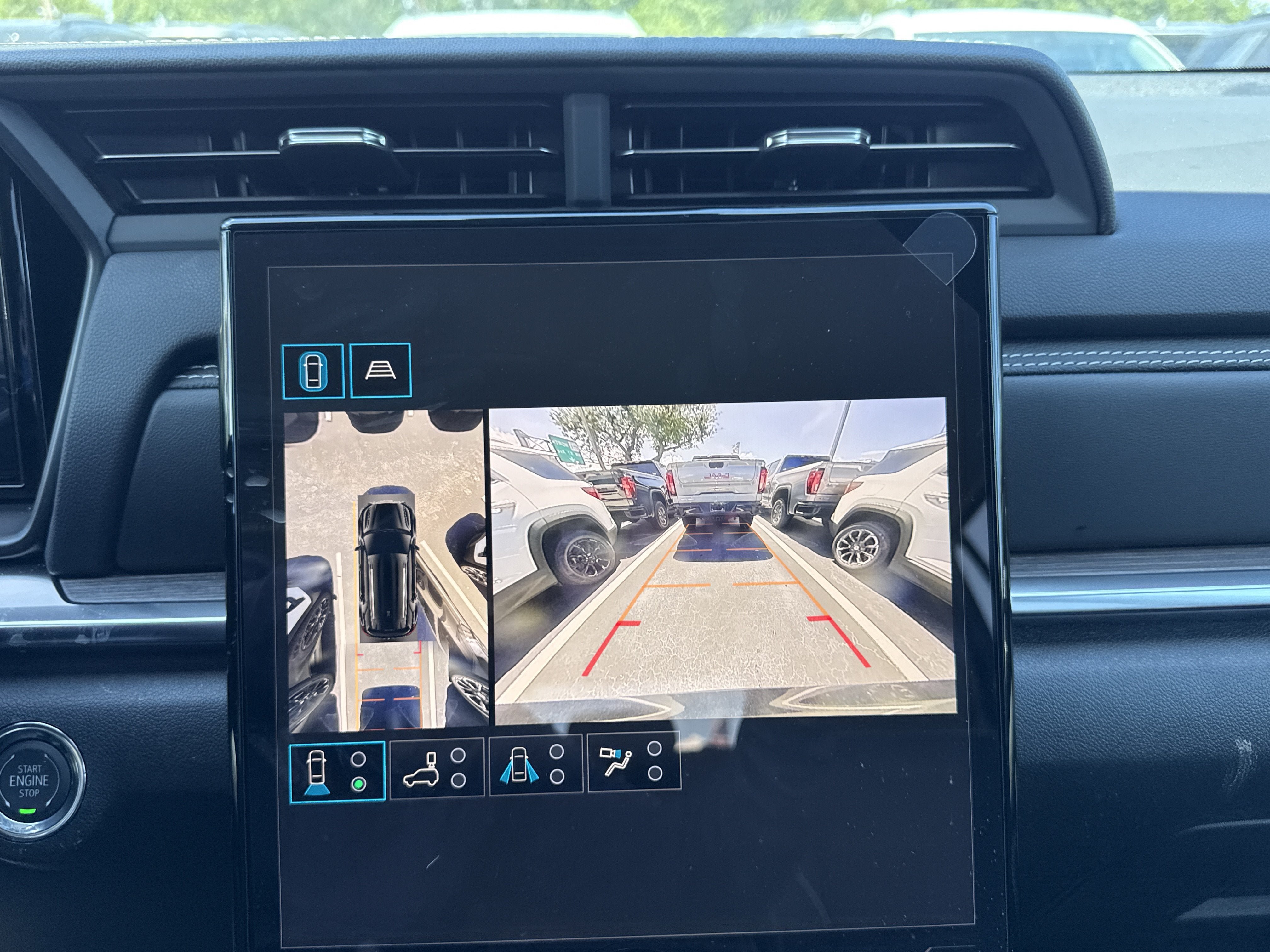 New 2027 GMC Terrain Denali w/ LPO, Floor Liner Package AWD/4WD image 13