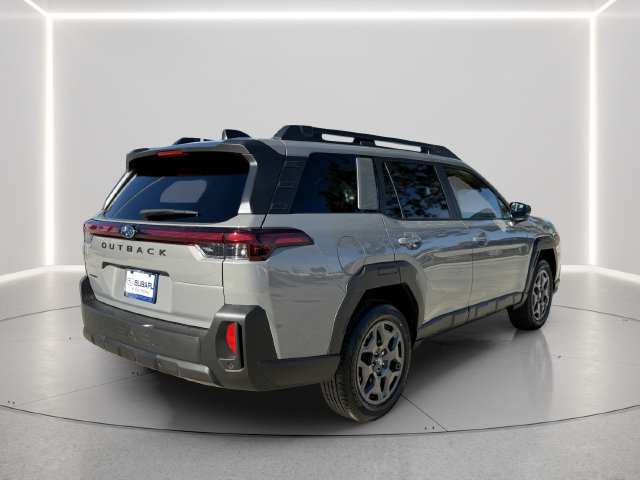Used 2026 Subaru Outback Premium AWD/4WD image 6