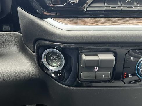 New 2026 GMC Sierra 1500 Elevation AWD/4WD image 21