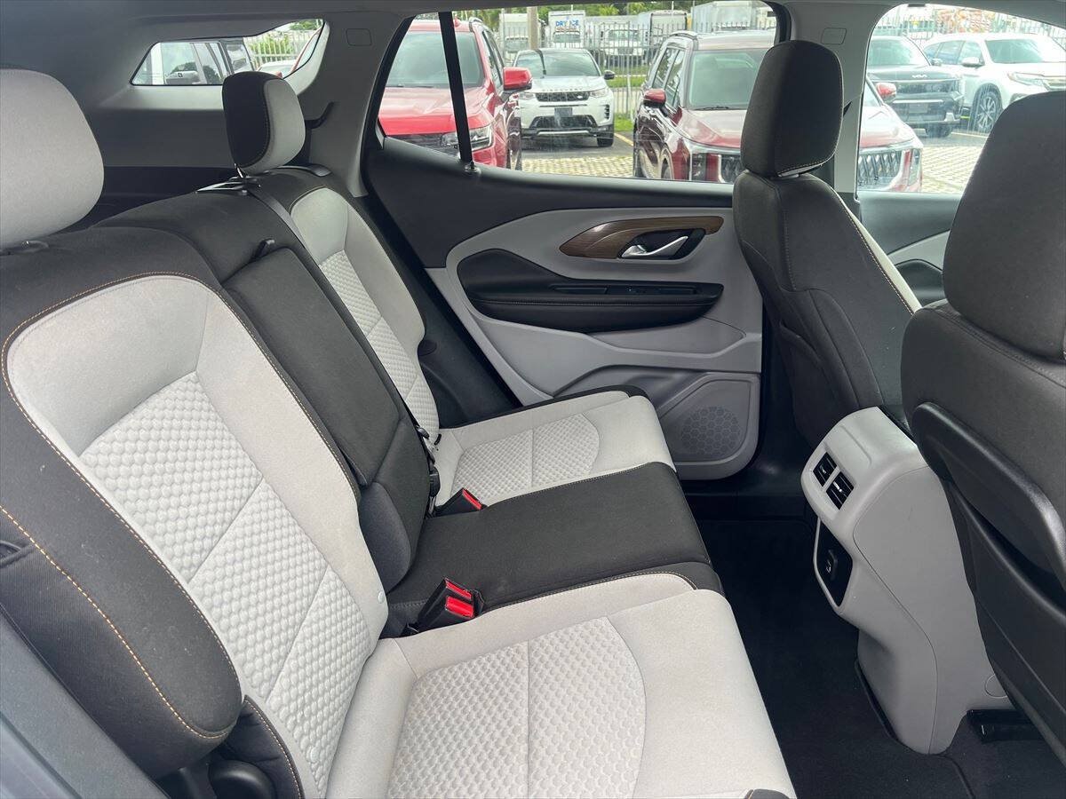 Used 2020 GMC Terrain SLE FWD image 9