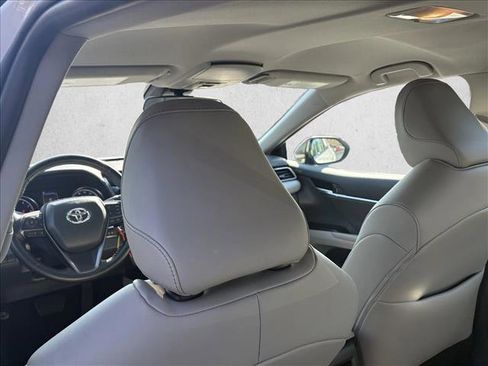 Used 2024 Toyota Camry SE image 15