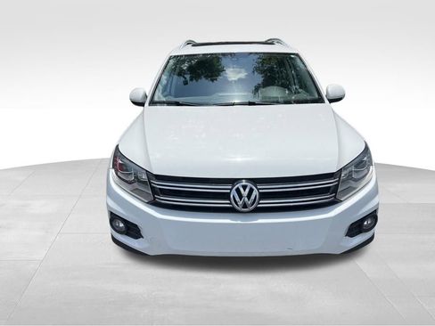 Used 2016 Volkswagen Tiguan SE FWD image 3