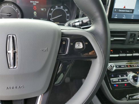 Certified 2020 Lincoln Corsair Standard w/ Convenience Package image 25