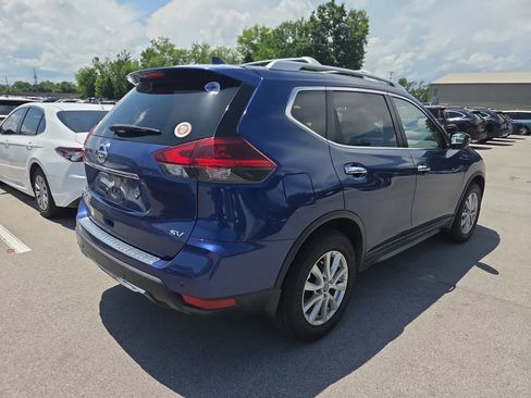 Used 2020 Nissan Rogue SV FWD image 5